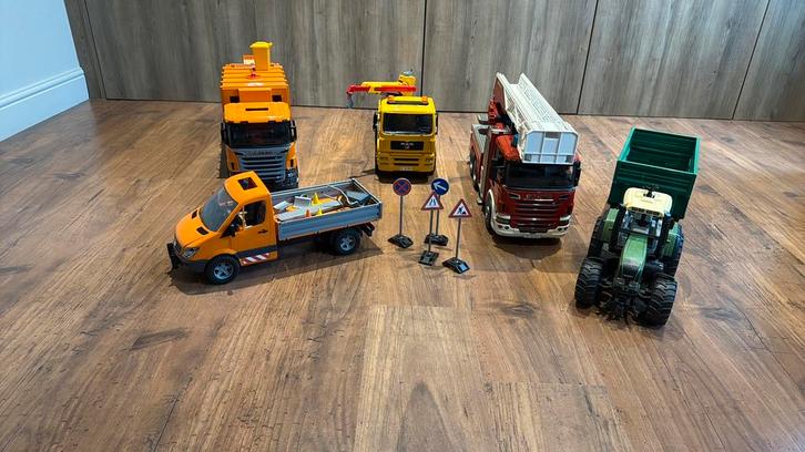 Lot van 5 bruder voertuigen, Kinderen en Baby's, Speelgoed |Speelgoedvoertuigen, Gebruikt, Ophalen