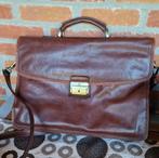 Aktetas, Cuir, Enlèvement ou Envoi, 30 à 40 cm, 30 à 40 cm