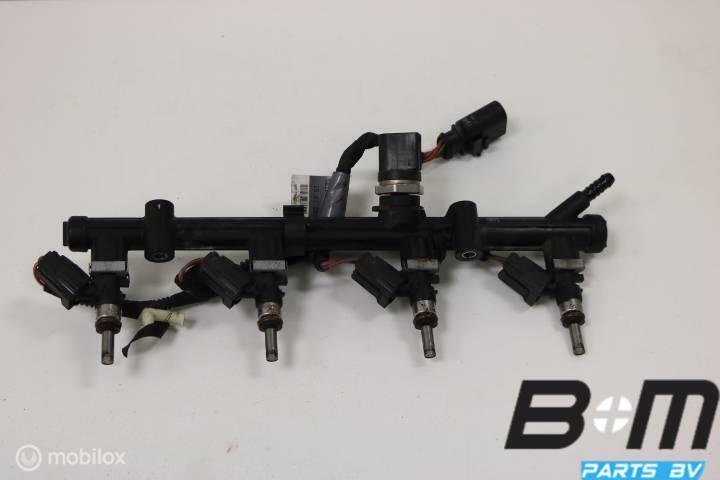 Brandstofrail met sensor Audi S3 8V, Auto-onderdelen, Motor en Toebehoren, Gebruikt