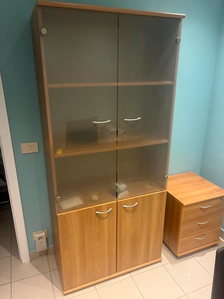 Bureau met kast e bureaustoel, Huis en Inrichting, Kasten | Vitrinekasten, Zo goed als nieuw, Ophalen