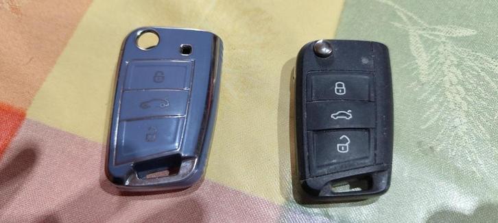 Etui pour clef voiture VW,SKODA,SEAT..., Auto diversen, Auto-accessoires, Zo goed als nieuw, Ophalen