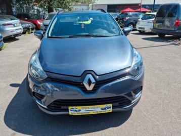 Renault Clio BREAK ESSENCE avec DEMANDE  D IMMATRICULATION 