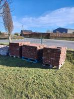 Facadestenen, Ophalen