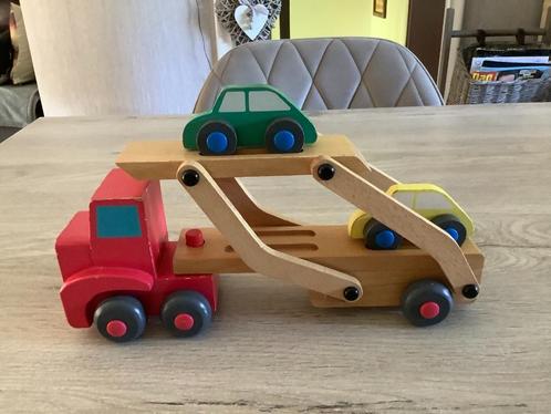 Petit camion en bois avec voitures (13x40 cm), Enfants & Bébés, Jouets | Jouets en bois, Utilisé, Jouet à Rouler ou à Bascule