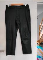 Leather look broek 40 Youh. Steekzakjes, los aan de benen, Kleding | Dames, Broeken en Pantalons, Maat 38/40 (M), Zwart, Ophalen of Verzenden
