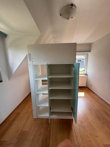 Lit/ bureau IKEA pour enfant, couleur bleu, Enlèvement, Comme neuf, Lit mezzanine