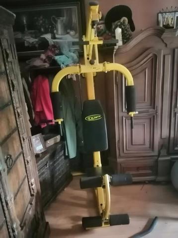 Complète fitnessbank met gewichten  beschikbaar voor biedingen