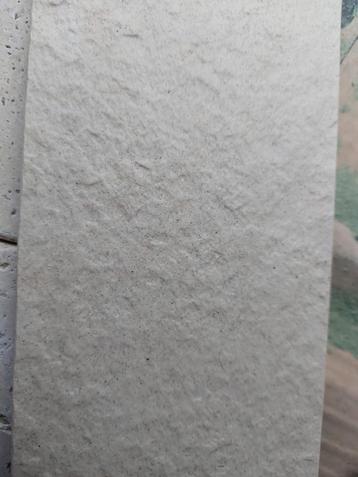 Keramische tegels  10x 60  beige grijs beschikbaar voor biedingen