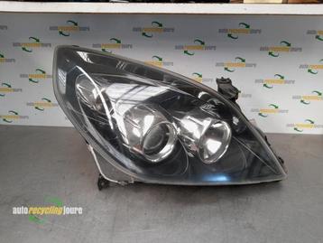 Koplamp rechts van een Opel Vectra beschikbaar voor biedingen