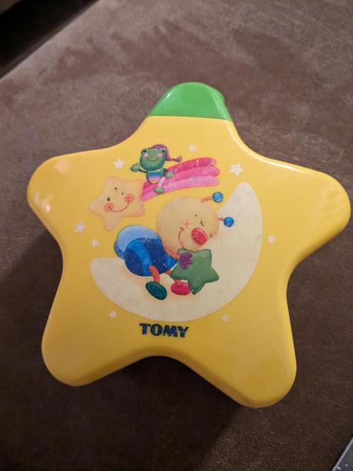 Tomy nachtlampje met sterrenhemel, Kinderen en Baby's, Speelgoed | Babyspeelgoed, Zo goed als nieuw, Ophalen of Verzenden
