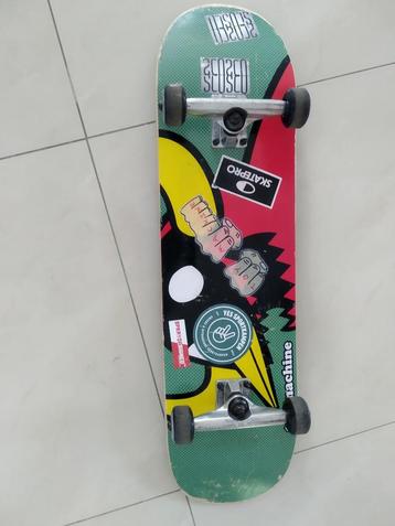 Skateboard beschikbaar voor biedingen