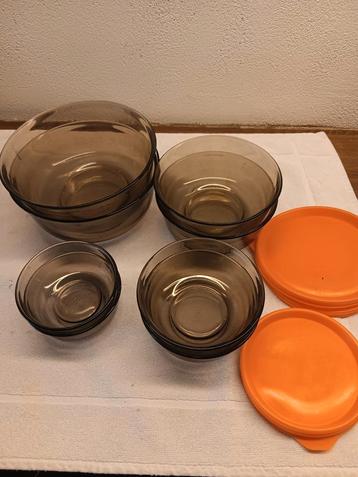  retro 8 glazen kommetjes BP voor 4 euro beschikbaar voor biedingen