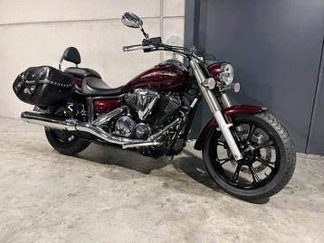Yamaha XVS 950 Midnight Star met extra's en heel weinig km's beschikbaar voor biedingen