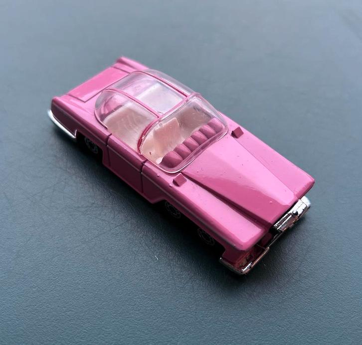 Thunderbirds FAB 1 modelauto, Verzamelen, Film en Tv, Zo goed als nieuw, Tv, Beeldje, Replica of Model, Verzenden