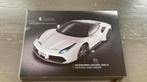 Catalogue Ferrari Accessoires de 115 pages en Francais, Elektronische apparatuur, Zo goed als nieuw