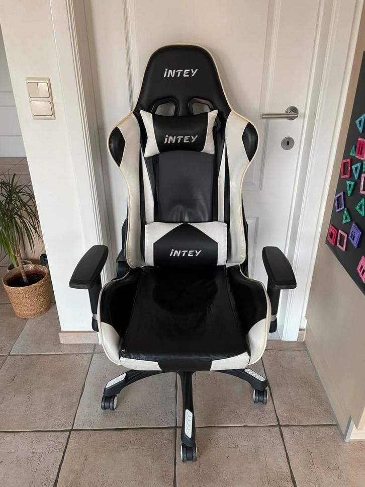 Chaise de jeu Intey, Maison & Meubles, Chaises de bureau, Utilisé, Chaise de bureau, Noir, Chaise de bureau de gaming, Enlèvement