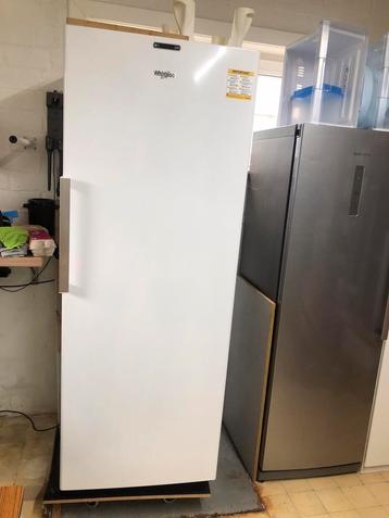 Whirlpool Diepvriezer 309 L Wit, Elektronische apparatuur, Vriezers en Diepvrieskisten, Ophalen of Verzenden, Zo goed als nieuw