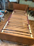 2 lits simples en teck (années 1960) avec 2 lits électriques, Enlèvement, Utilisé, Une personne