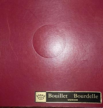 Bouillet Bourdelle  8 ovalen onderbord, borden  beschikbaar voor biedingen