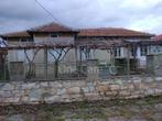 Bulgarije - Familie woning , gezellige dorp , 47 km van zee, Immo, Buitenland, Dorp, Overig Europa, Woonhuis