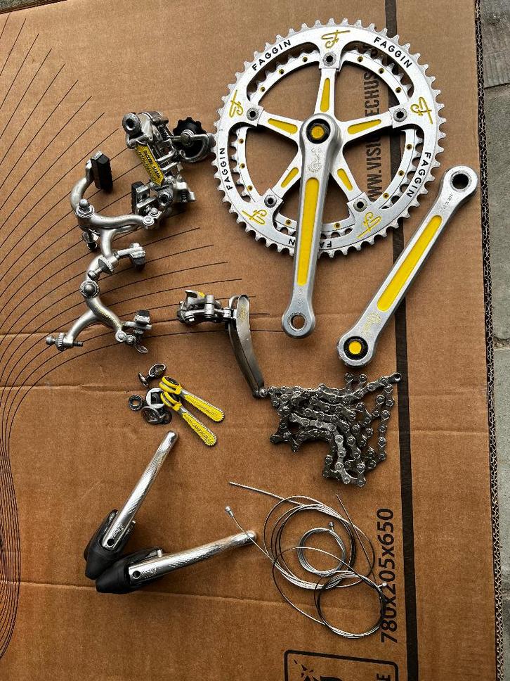 Campagnolo nuovo record onderdelen - apart of samen te koop, Vélos & Vélomoteurs, Vélos Pièces, Utilisé, Vélo de course, Enlèvement ou Envoi