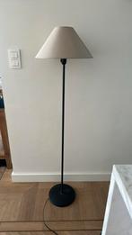 Stalamp met 2 kappen, Huis en Inrichting, Lampen | Vloerlampen, Ophalen, Gebruikt