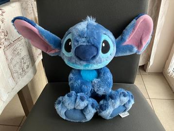 Stitch Big Feet ( Disneyland Parijs)  beschikbaar voor biedingen