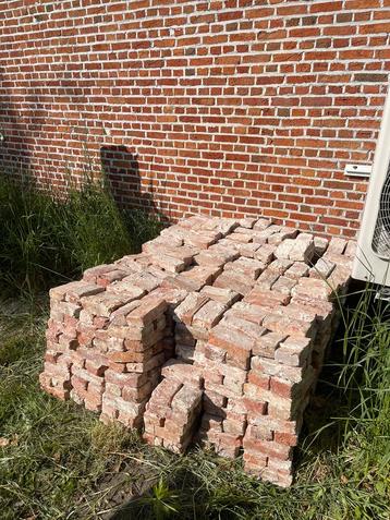 Lot derdeling stenen beschikbaar voor biedingen