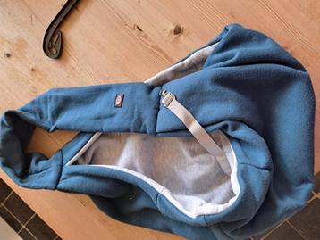 Puppy draagzak beschikbaar voor biedingen