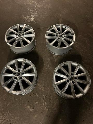 Originele Teron velgen Skoda Octavia Maat 17 beschikbaar voor biedingen