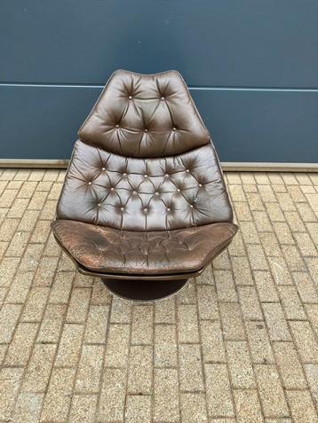 Artifort F588 swivel lounge chair Geoffrey Harcourt beschikbaar voor biedingen