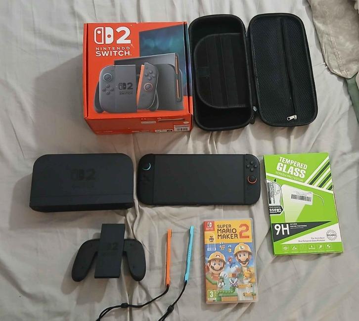 Nintendo Switch 2 + Super Mario Maker 2, Games en Spelcomputers, Spelcomputers | Nintendo Switch, Nieuw, Switch 2019 Upgrade, Met 2 controllers