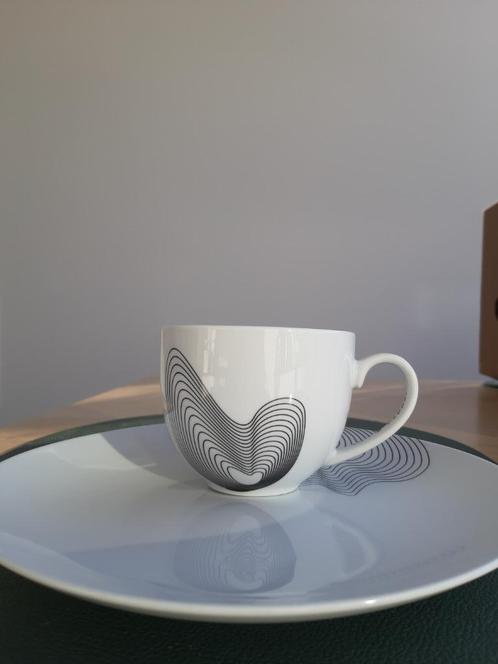 Set 12 dessertborden met tassen Salt&Pepper, Huis en Inrichting, Keuken | Servies, Zo goed als nieuw, Bord(en), Overige stijlen