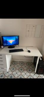 Gaming desktop met toebehoren, Ophalen