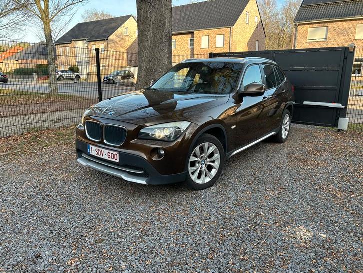 BMW X1 • 18d • Xdrive, Autos, BMW, Particulier, X1, 4x4, ABS, Airbags, Air conditionné, Alarme, Ordinateur de bord, Verrouillage central