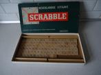 Vintage "Scrabble" met echte houten Lettertjes en Houdertjes, Een of twee spelers, Ophalen of Verzenden, Gebruikt, Spears games