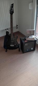 Ibanez Gio Gitaar met plecktrums, versterker, etc., Muziek en Instrumenten, Snaarinstrumenten | Gitaren | Elektrisch, Ophalen