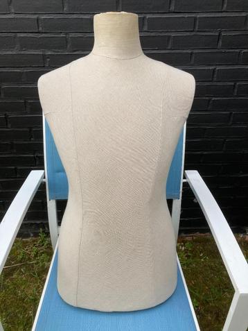 Mannequin / paspop ( man ) zonder poot beschikbaar voor biedingen