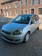 Ford Fiesta 1.4 Tdci prêt à immatriculer, Te koop, Zilver of Grijs, Berline, 5 deurs