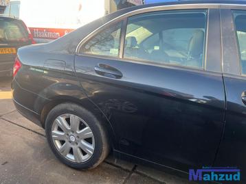 MERCEDES C KLASSE W204 ZWART 197 rechts achter deur 2007-201 beschikbaar voor biedingen