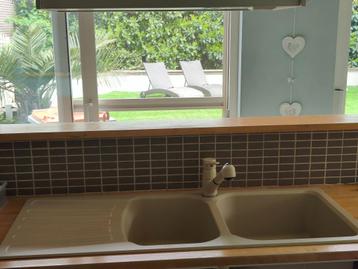 Dubbele Opbouw spoelbak beige/creme beschikbaar voor biedingen