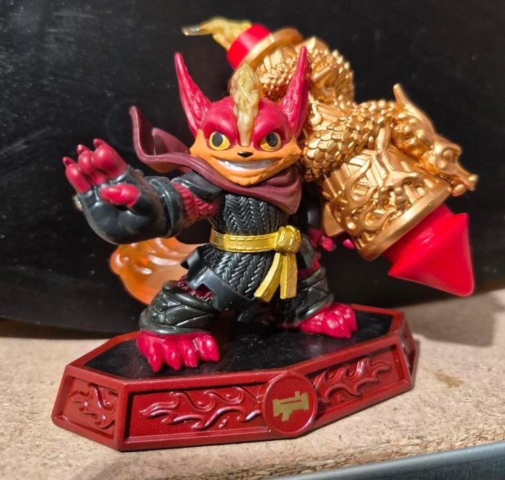 Skylanders Imaginators Flare Wolf collectie, Games en Spelcomputers, Games | Overige, Zo goed als nieuw, Ophalen of Verzenden