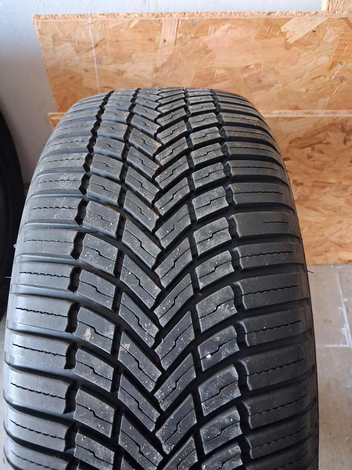 2 Pneus neufs 235/55 R 18 (104 V), Autos : Pièces & Accessoires, Commande, Enlèvement