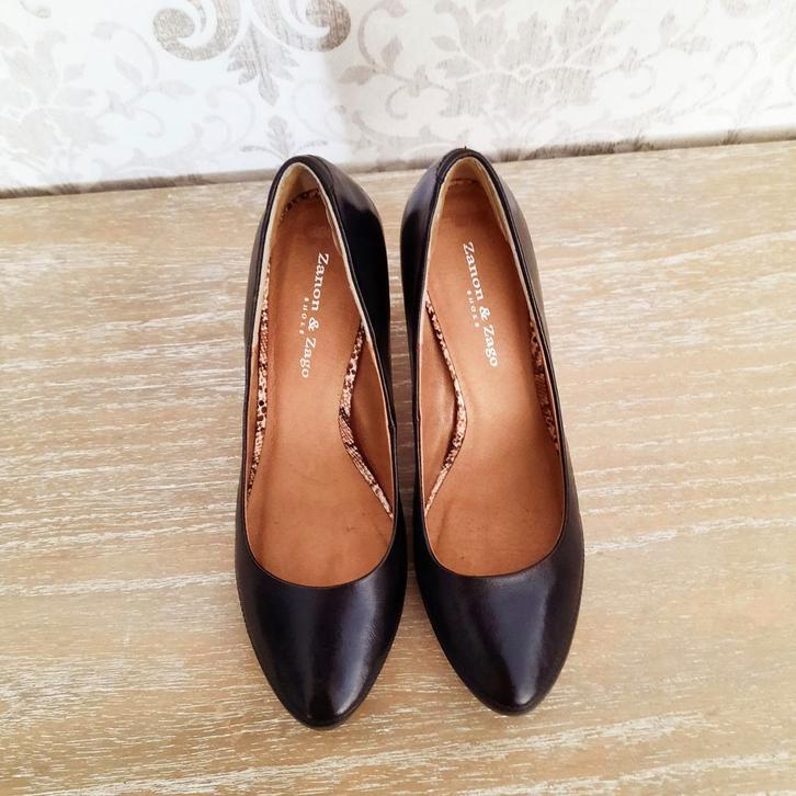 Zwarte lederen pumps als nieuw, Kleding | Dames, Schoenen, Zo goed als nieuw, Pumps, Ophalen
