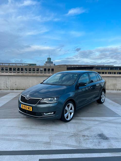 Skoda Rapid 1.0 TSI DSG PANO KEYLESS 110pk, Auto's, Skoda, Particulier, Rapid, ABS, Achteruitrijcamera, Adaptieve lichten, Airbags