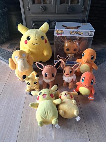 Pokémon knuffels en funko pop beschikbaar voor biedingen