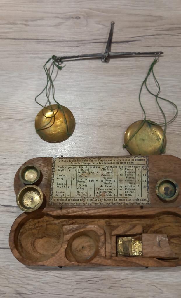 Reis-set weegschaal goudsmid, Antiek en Kunst, Antiek | Overige Antiek, Ophalen of Verzenden