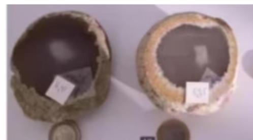 2 mooie kleine wateragaten of hydrolieten samen 5 euro !, Verzamelen, Mineralen en Fossielen, Ophalen of Verzenden
