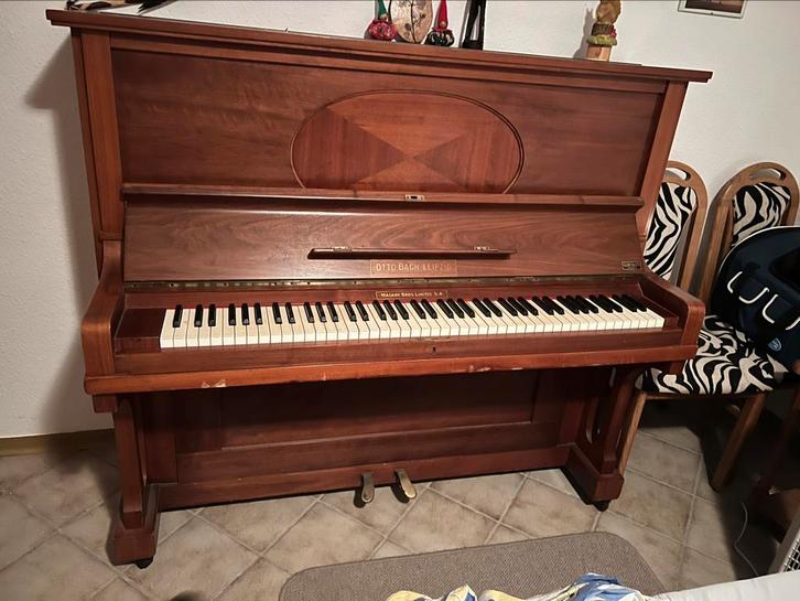 Piano Otto Bach, Muziek en Instrumenten, Piano's, Zo goed als nieuw, Piano, Ophalen