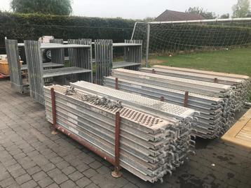 100m2 stelling met 40 ijzeren vloeren!! beschikbaar voor biedingen